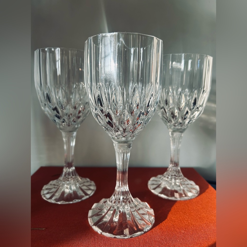 Set of 4 Crystal Bretagne Wine Glasses Cristal D'Arques Durand | France | - Picture 2 of 3